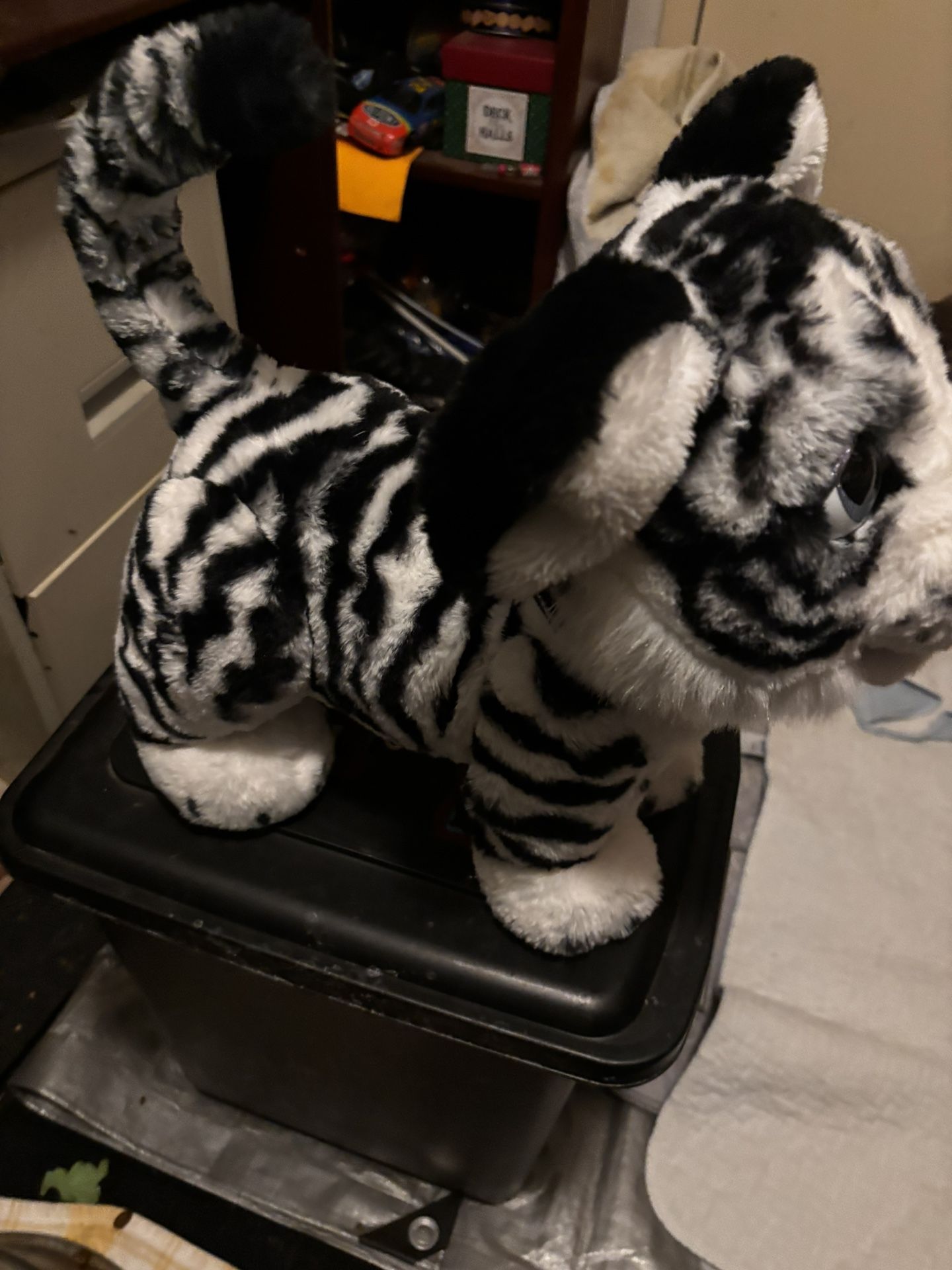 Fur Real White Tiger. Great Shape Works Great 100$