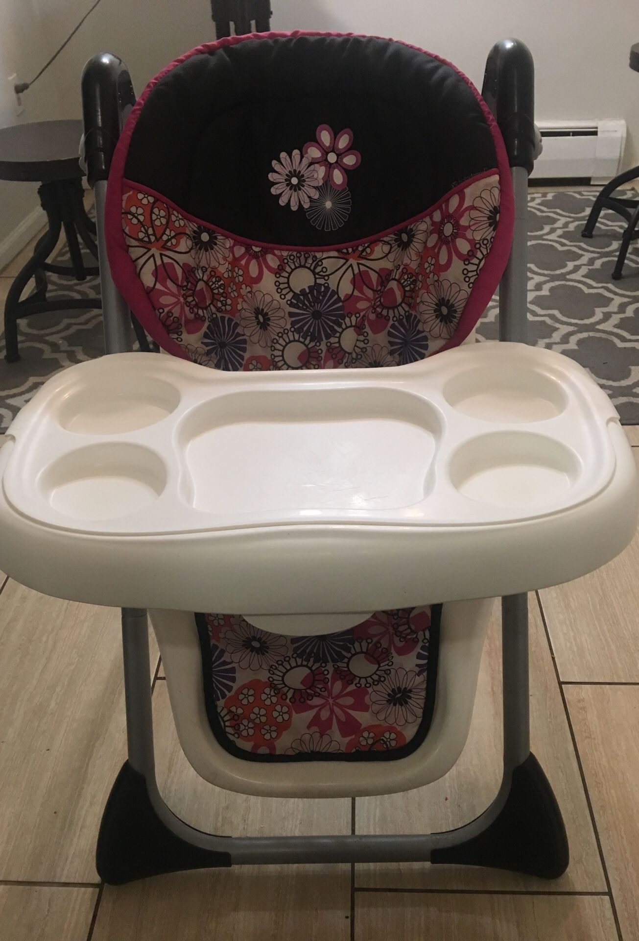 Adjustable High chair