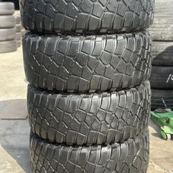 33x12.50r17