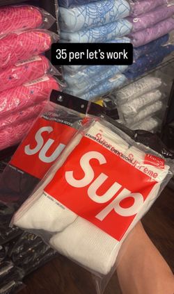 Supreme socks