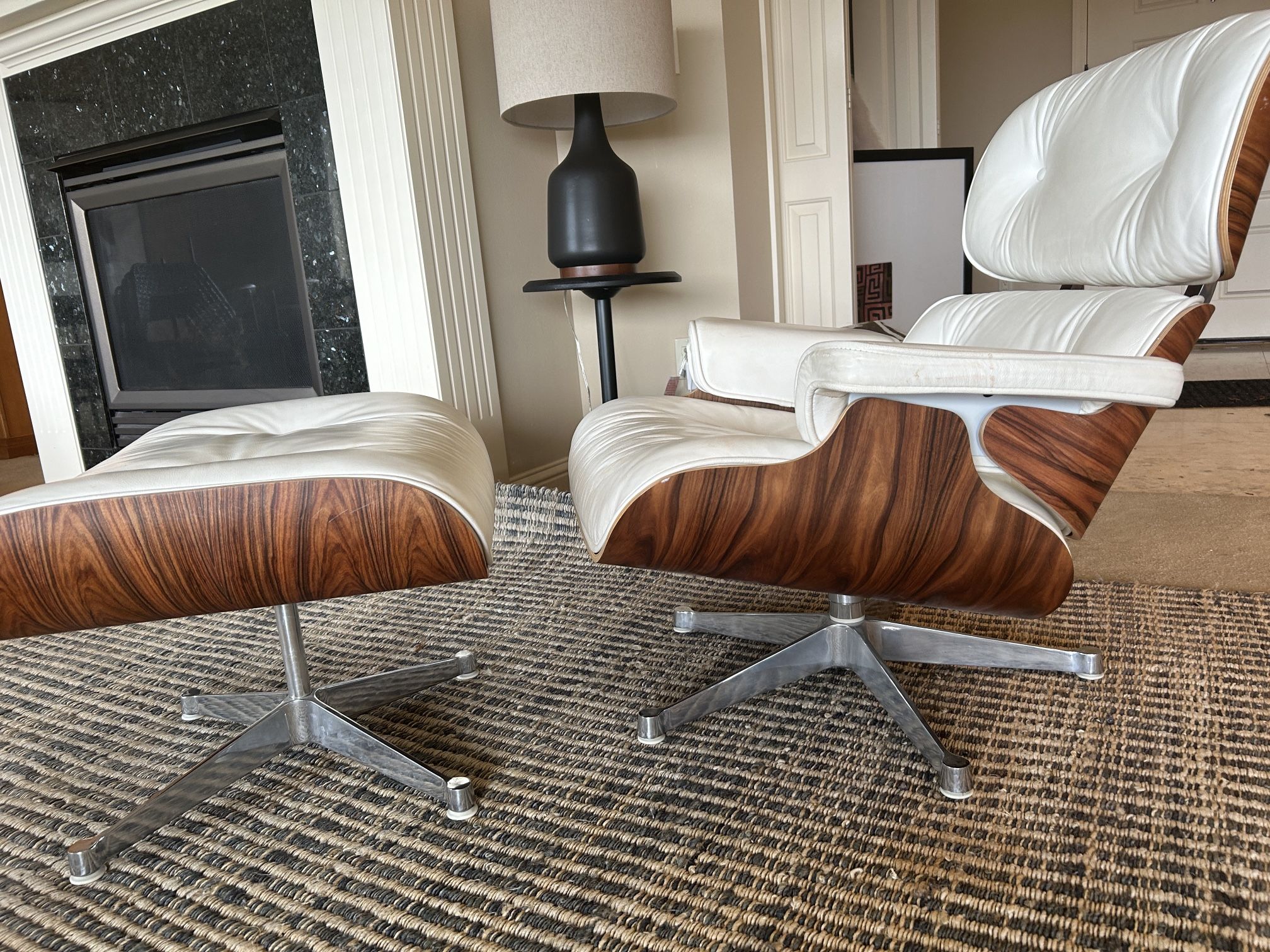 Eames Style Lounge Chair