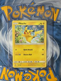NM Pikachu 19/68 - Hidden Fates 