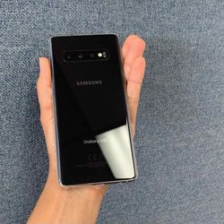 Samsung Galaxy S10 128 GB Unlocked 