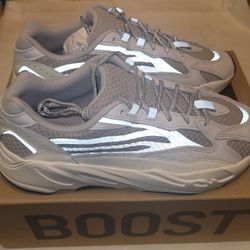 Addidas Yeezy Boost 700 V2 "Static" Size 10x2,11,11.5,14.5 $300 Obo