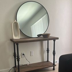 Entry Table and Mirror