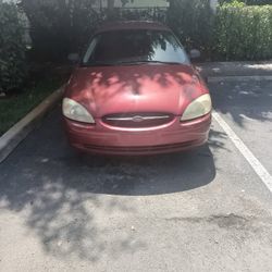 2003 Ford Taurus