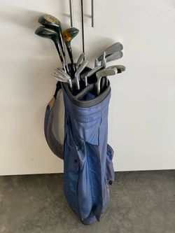 Vintage Northwestern Regency Women’s Golf Club Set w/ Bag – Woods, Irons & Putters