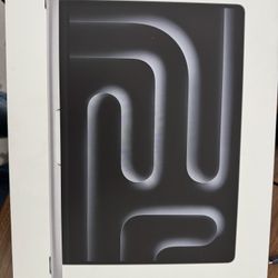 Brand New Sealed M5 MacBook Pro (14inch) – Unopened (Company Gift)