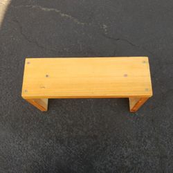  Sitting Stool 