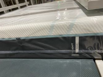 Tempur Pedic proadapt médium Queen Size brand new