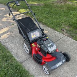 Snapper Self Propelled Lawn Mower with Bag 