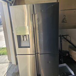 Fridge And Dishwasher