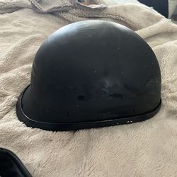 Motorcycle helmet