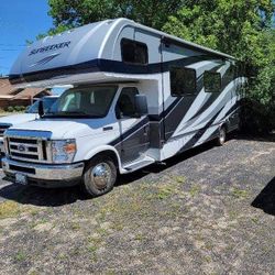 2018 Forest River Sunseeker SSC3010DSF for sale by Owner