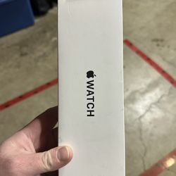 Apple Watch SE (2nd Gen) 40mm, GPS, Starlight