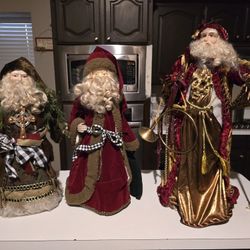 3 Beautiful Santa's 