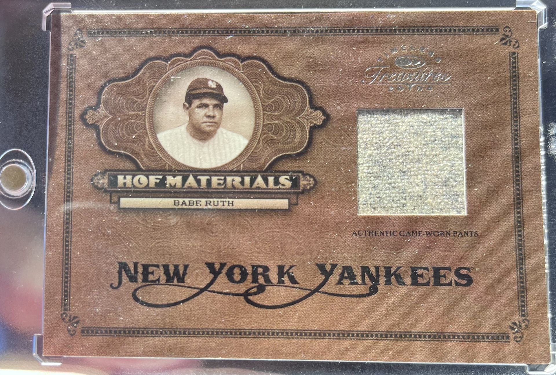 2004 Donruss Timeless Treasures Babe Ruth H.O.F. Pants 35/50
