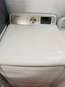 Samsung 27" Dryer Excellent Condition