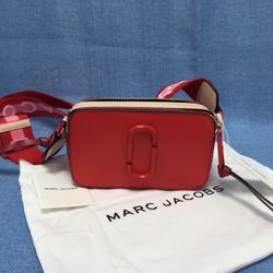 Marc Jacobs Snapshot Crossbody Bag