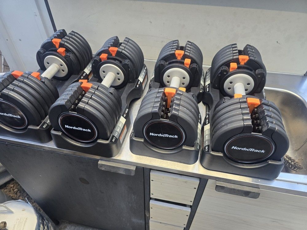 Norditrack Select-A-Weight 55 Lbs Adjustable Dumbbell Sets