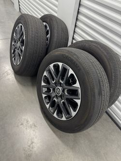 2023 Toyota Tundra Wheels