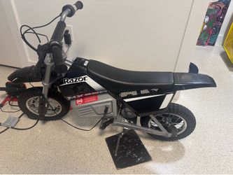 Razor mx350 basically new