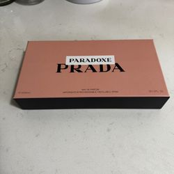 ✨ PRADA Perfume Gift Set – 3 Mini Bottles (Brand New) 💝 