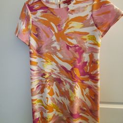 Pretty Spring Dress Size L