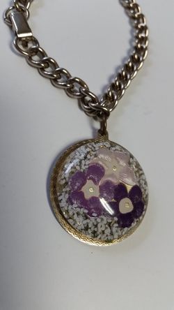 Vintage floral pendant bracelet