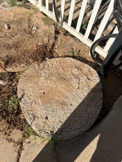 Free round stone slab