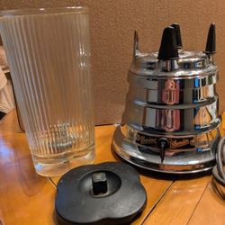 1950's Vintage Waring Blender *Works*