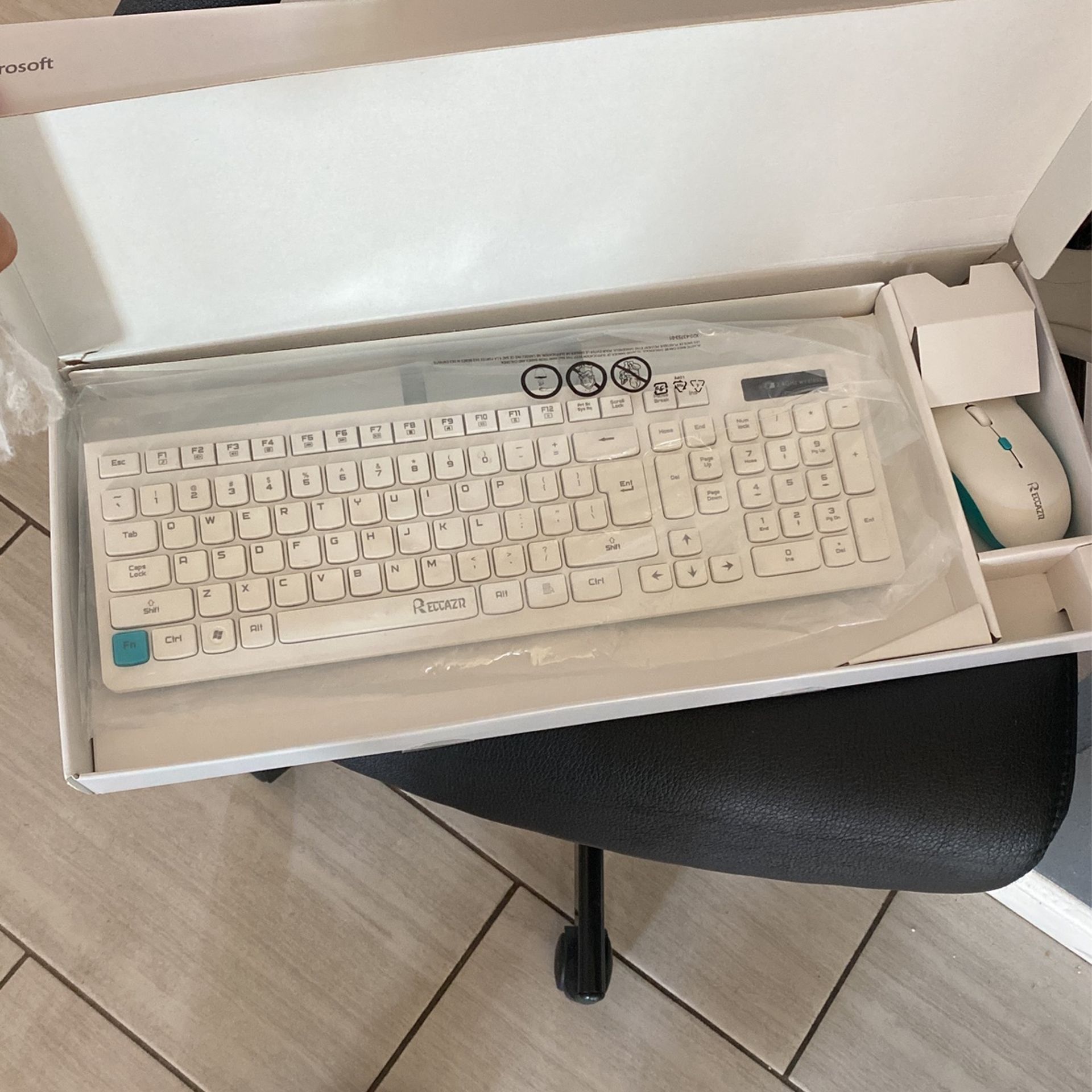 White Keyboard W/ Mouse