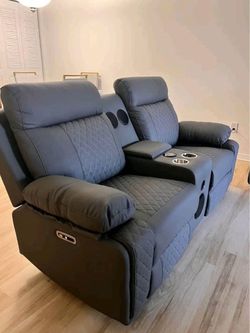 Vendo sofá y loveseat reclinable totalmente nuevo sin uso somos tienda
