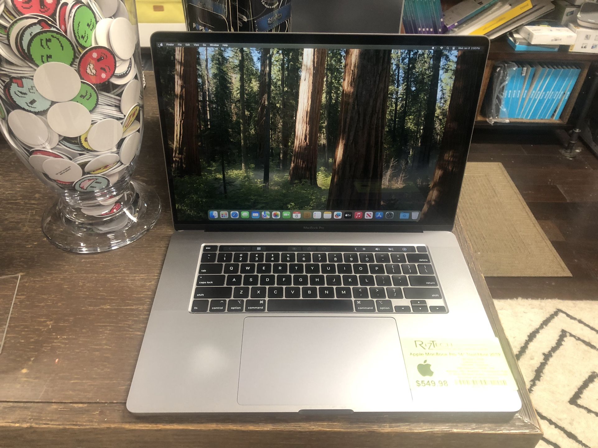 *** Apple MacBook Pro 16" Touch Bar (2019) ***