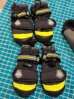 Arcadia Trail All-Terrain Dog Boots   Size XS/S See Photo Chart.