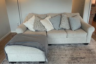 Ashley Furniture Sectional Sofa with Chaise + FREE RUG