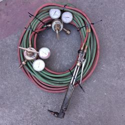 100 ft Oxygen Acetylene Dual Welding Hose w/Regulators & Victor Tip