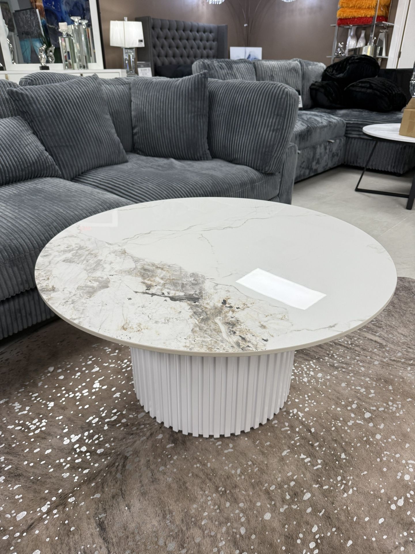 White Round Marble Coffee Table