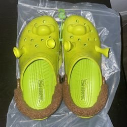 Shrek Crocs