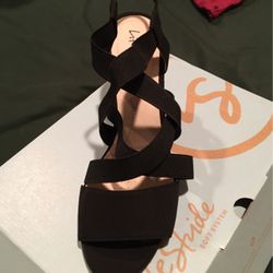 Black Strap Heel
