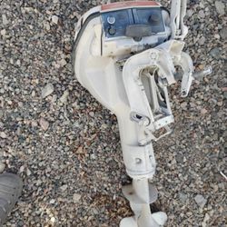 9 ½ Horse Johnson Outboard Motor 