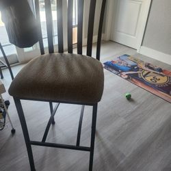 Barseats 28 Inches From Floor To Seat Great Condition Super Comfortable Just Too Tall For My Counters