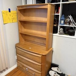 Dresser/ Bookshelf 