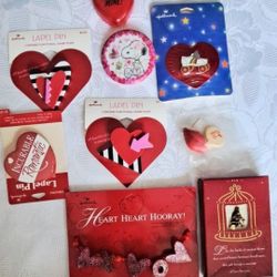 Vintage Hallmark Valentine's Day ♥️ Pins