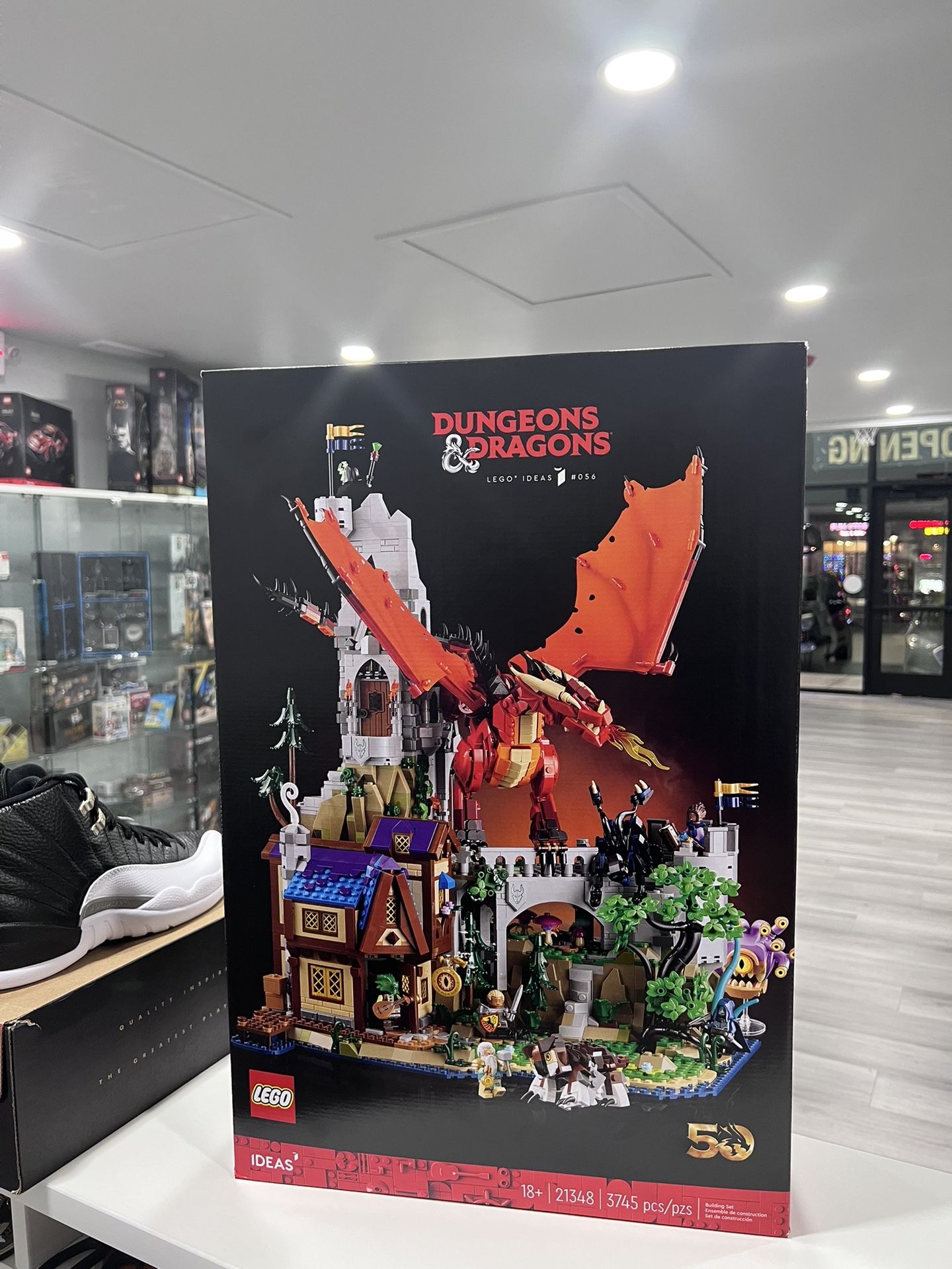 Brand new 21348 LEGO Ideas Dungeons & Dragons Red Dragon's Tale (under retail)