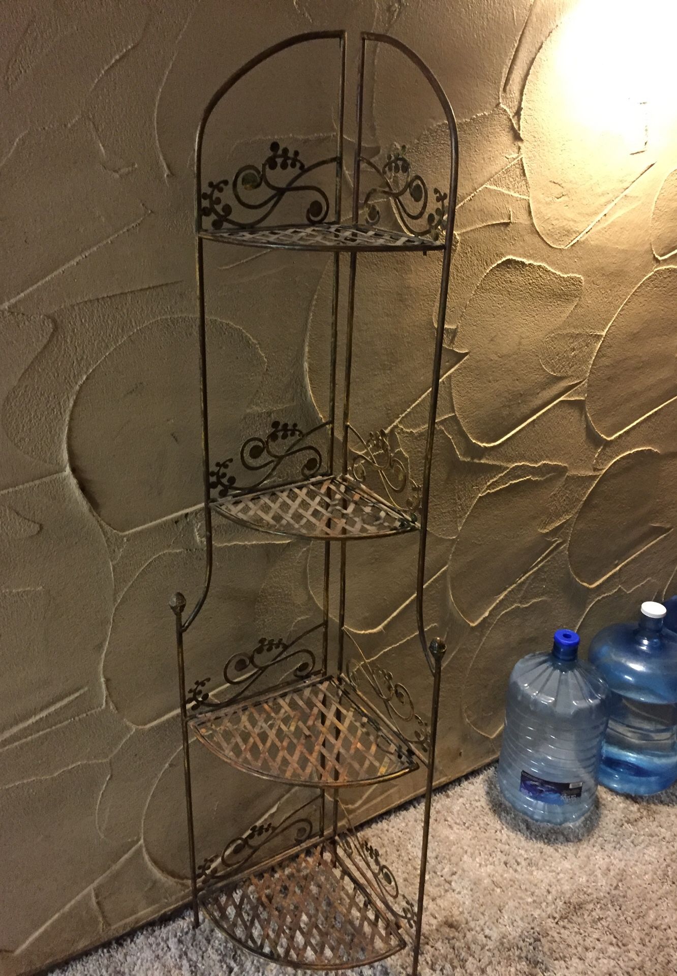 Corner shelves rack for flowers or decorations