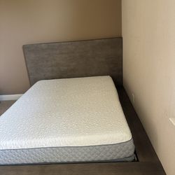 Solid Wood Platform Bed 