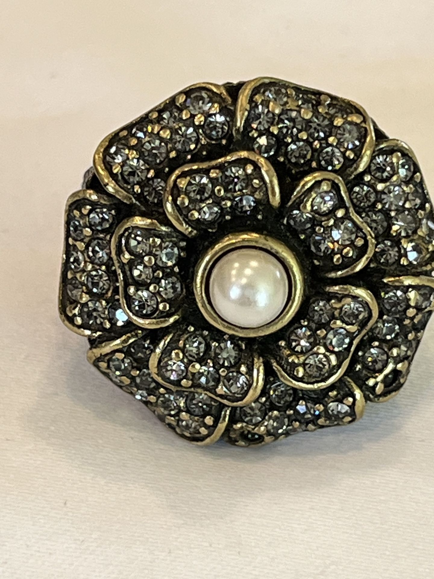 Vintage Signed Heidi Daus Crystal gold Plated Ring