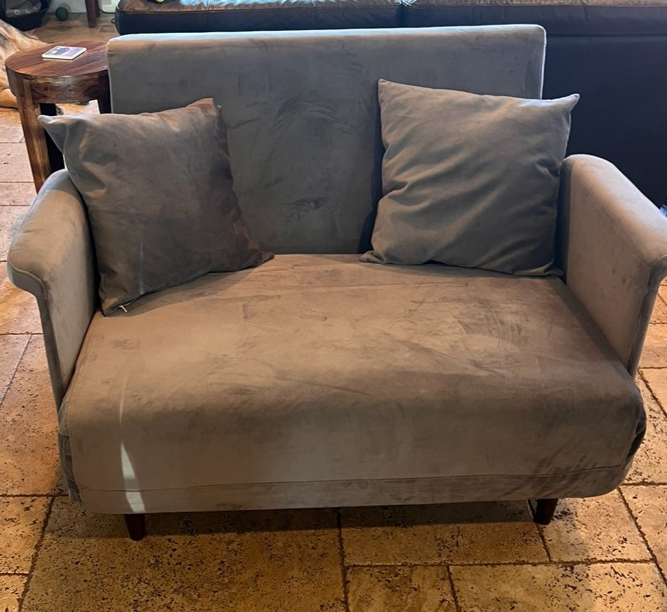 Small Blue Sleeper Couch For Teen Bedroom