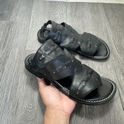 BERNARDO Women's Maisa Black Leather Sandals Sz 10 Studded Strappy Flat